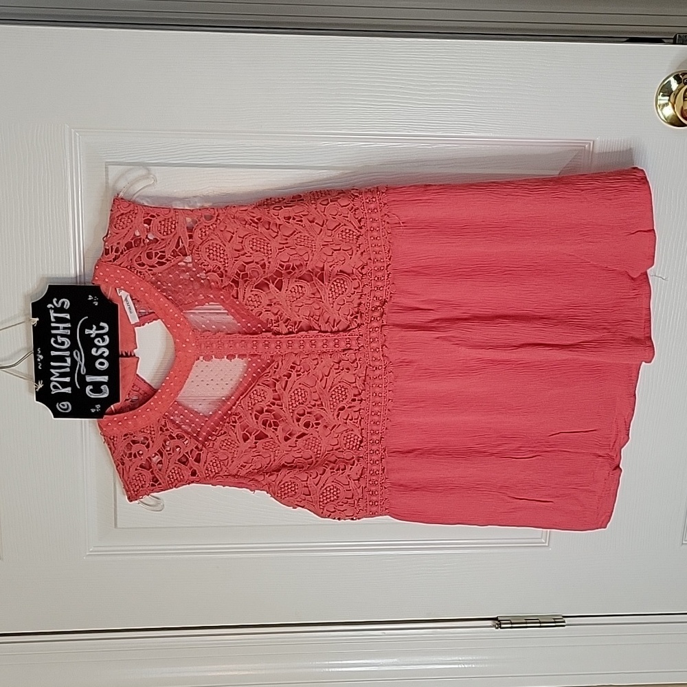 Maurices XL Sleeveless Blouse Pink Lace Crochet